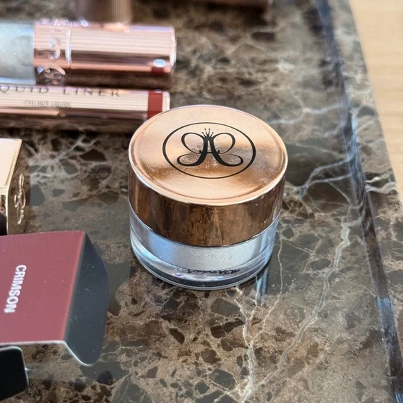 NWT Anastasia Beverly Hills Makeup Bundle.